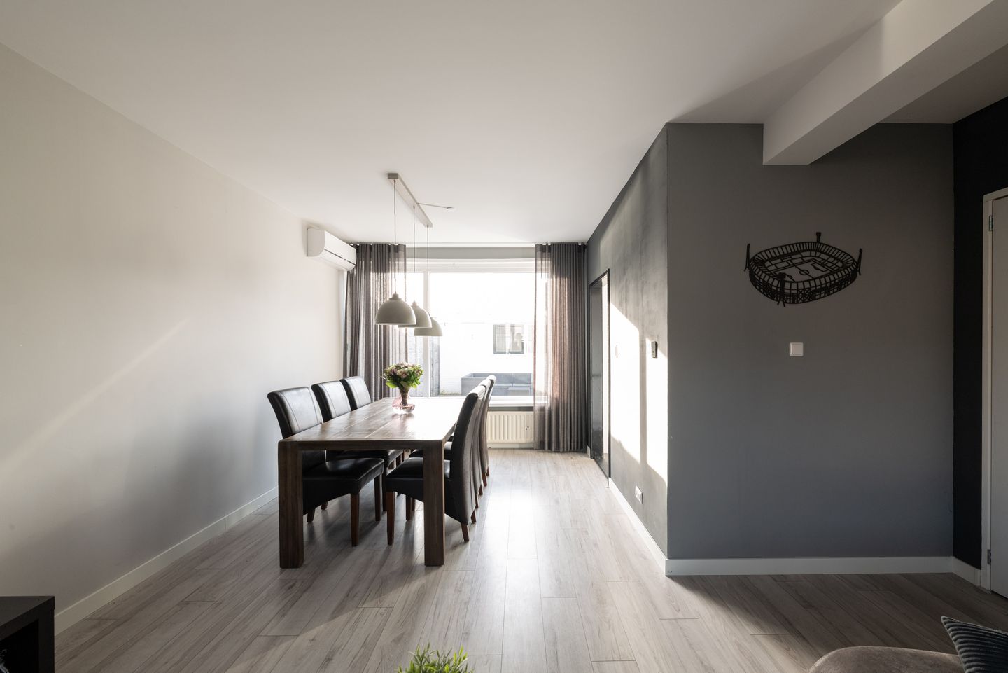 Foto 10 van Bloemhofplein 9