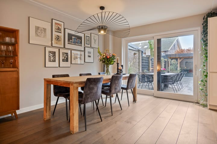 Foto 11 van Gentiaan 7