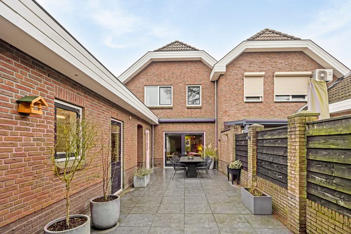 Foto 43 van Gentiaan 7