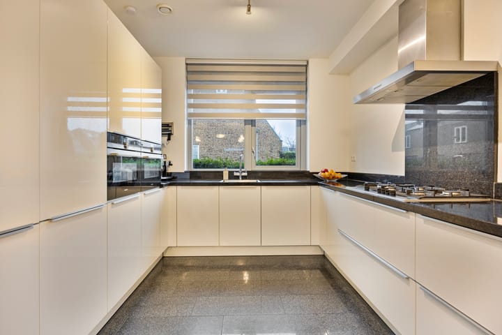 Photo 13 of Perzikkruidkade 16