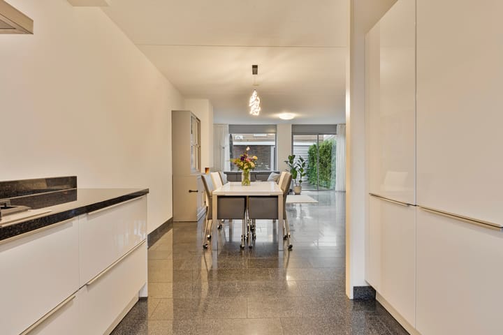 Foto 15 van Perzikkruidkade 16
