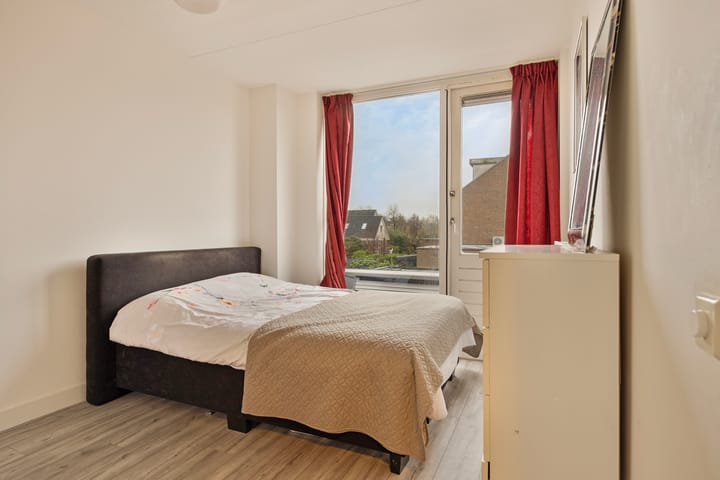 Photo 17 of Perzikkruidkade 16