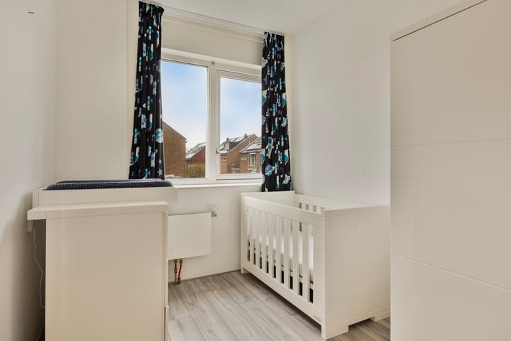 Photo 26 of Perzikkruidkade 16