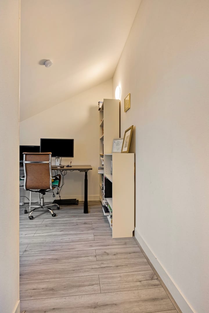 Photo 27 of Perzikkruidkade 16