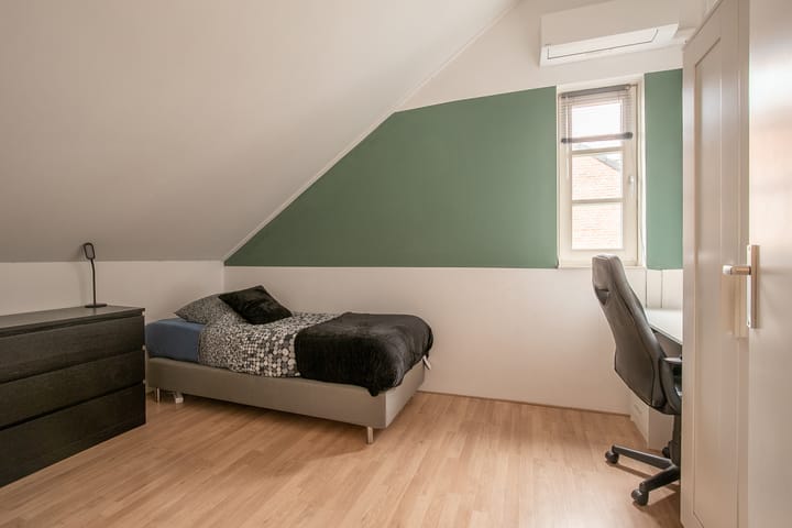 Foto 16 van Hermanstraat 4