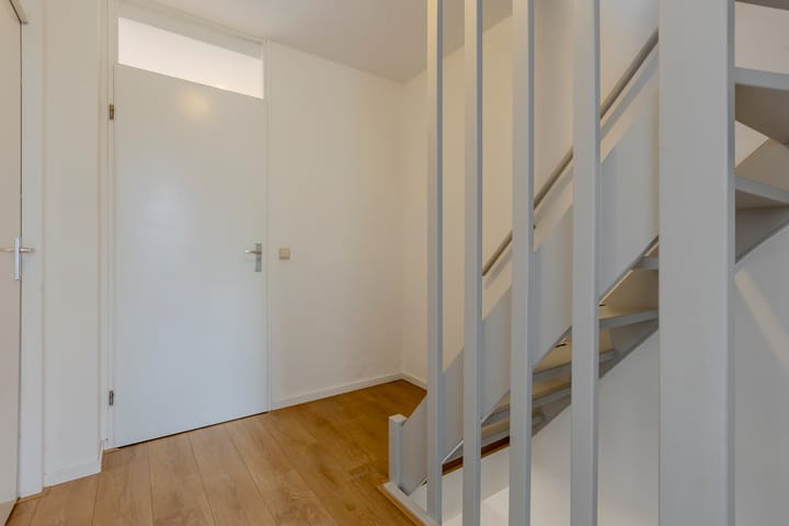 Foto 19 van K.L.H. van der Puttlaan 15