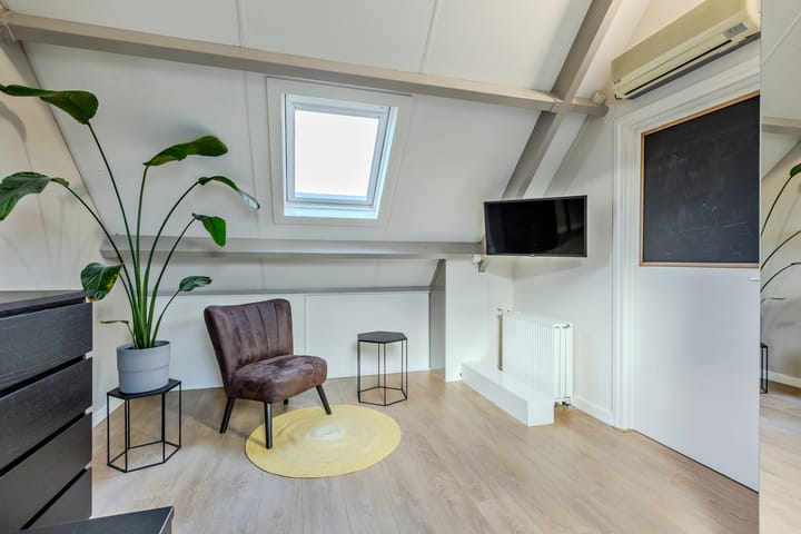 Foto 34 van K.L.H. van der Puttlaan 15