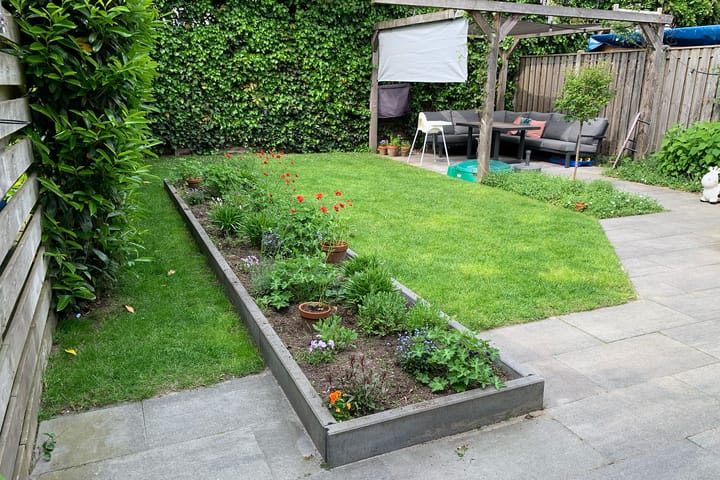 Foto 42 van K.L.H. van der Puttlaan 15