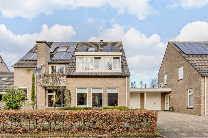 Foto 45 van K.L.H. van der Puttlaan 15