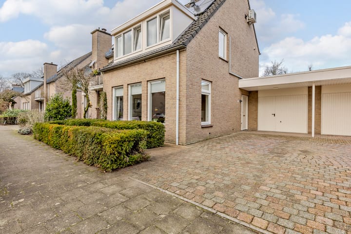 Foto 46 van K.L.H. van der Puttlaan 15