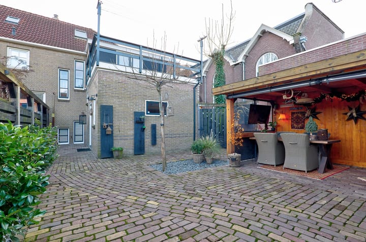 Foto 43 van Oranjestraat 15