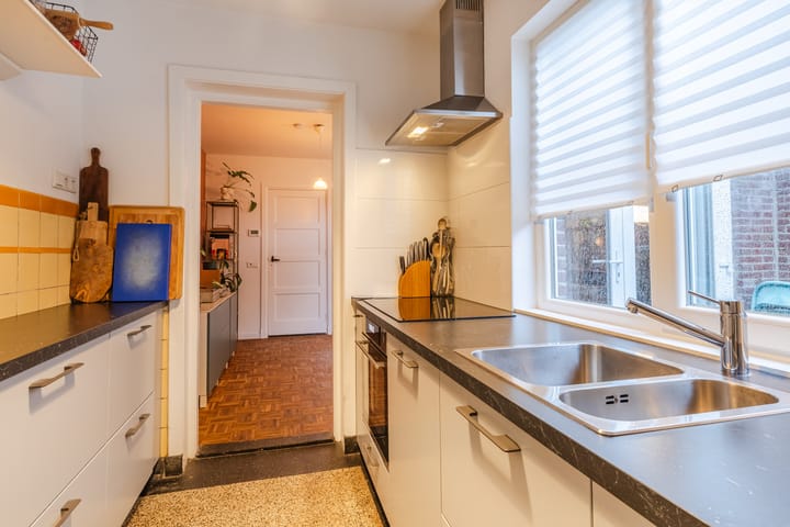 Foto 10 van Bilderdijkstraat 36