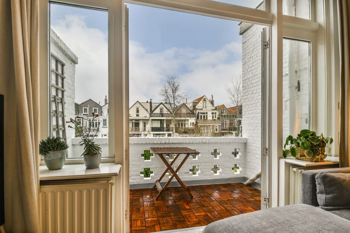 Foto 14 van Jan Willem Frisostraat 18-B