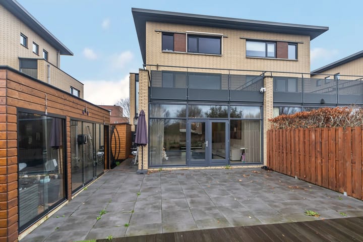 Photo 4 of Waterbiesweg 42