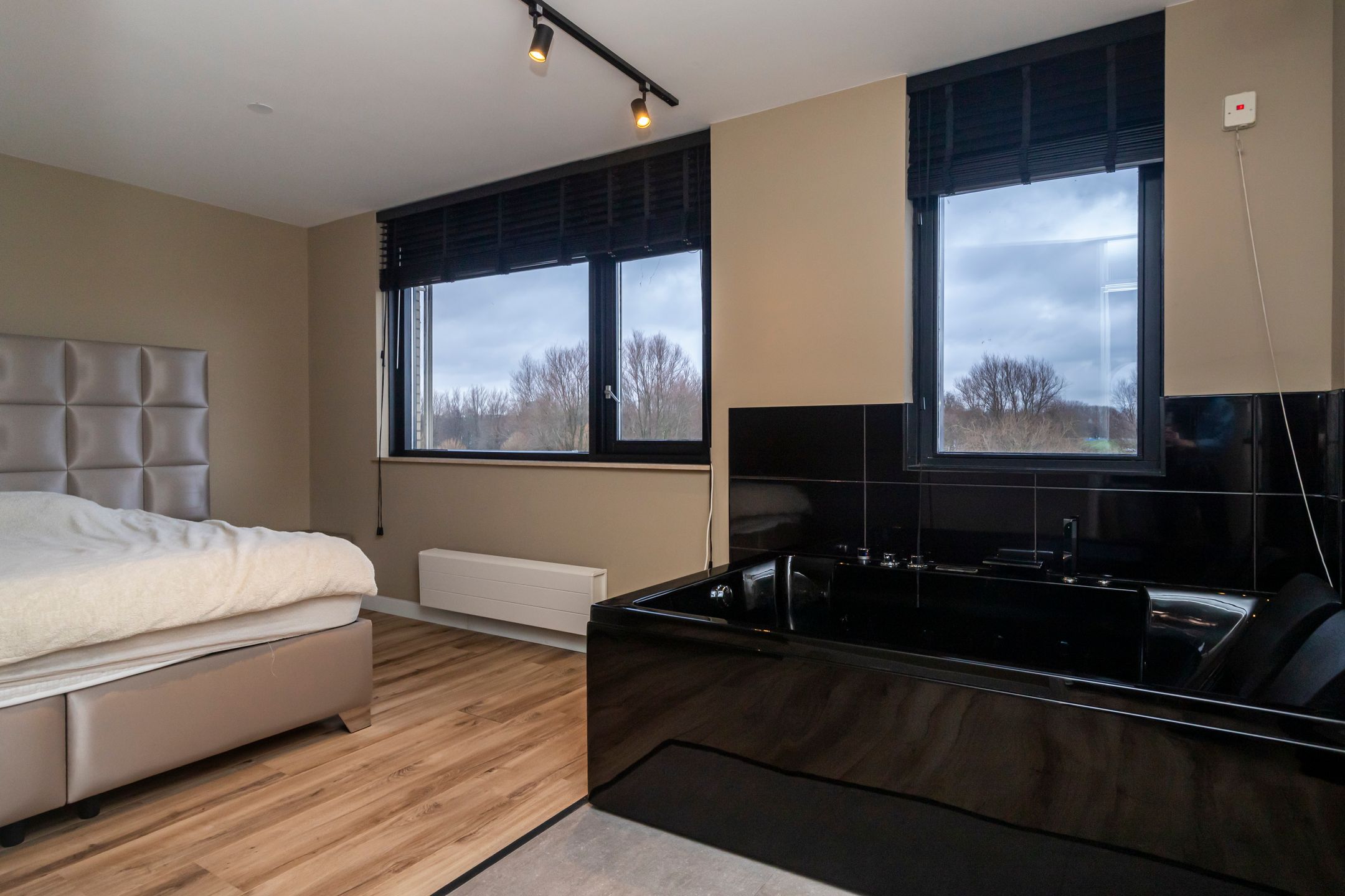 Foto 24 van Waterbiesweg 42