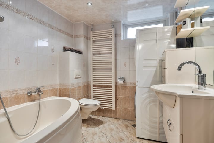 Foto 18 van Heemraadsingel 8