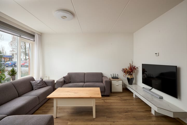 Photo 4 of Essenlaan 45