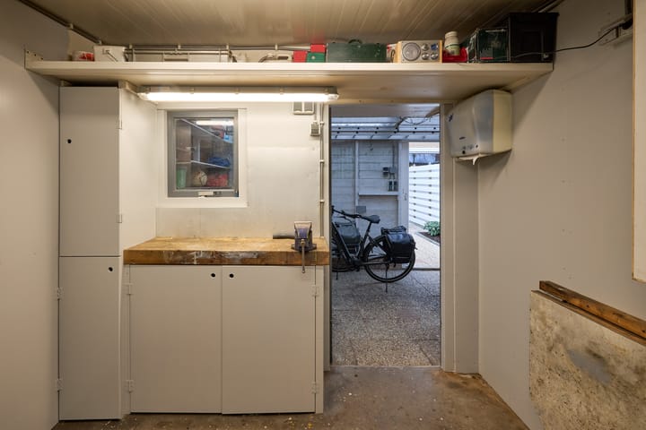 Photo 21 of Essenlaan 45