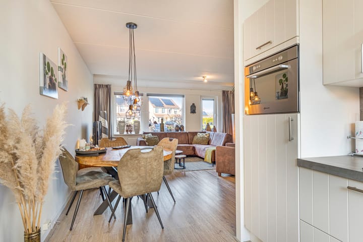 Foto 15 van Kamille 27