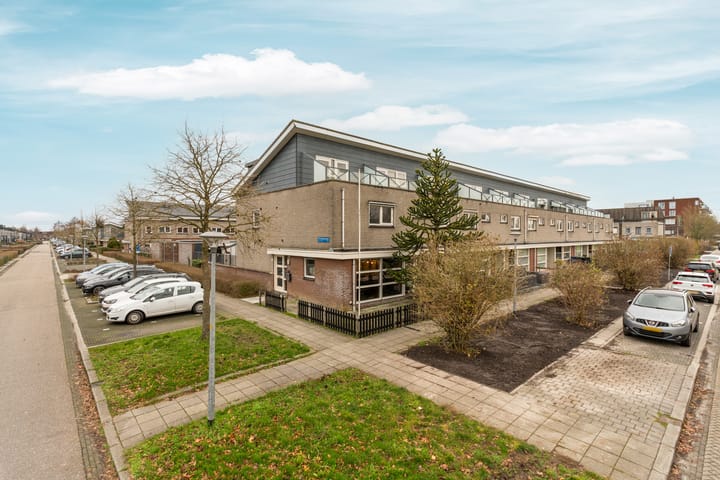 Foto 1 van Piranesistraat 2