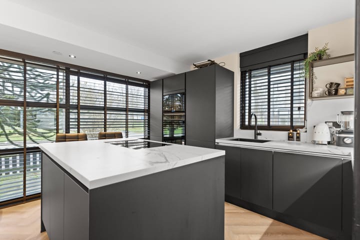 Foto 8 van Piranesistraat 2