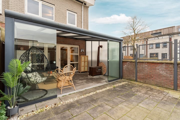 Foto 35 van Piranesistraat 2