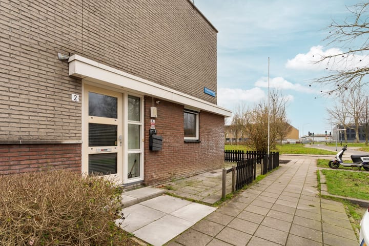 Foto 36 van Piranesistraat 2