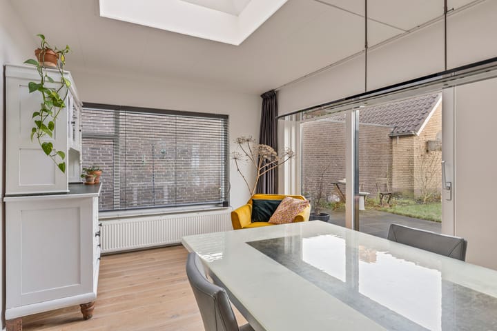 Foto 10 van van Sonsbeeckstraat 14