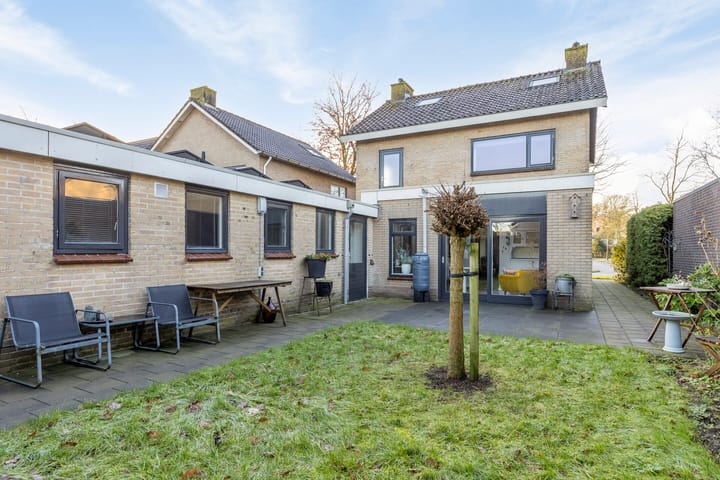 Foto 32 van van Sonsbeeckstraat 14