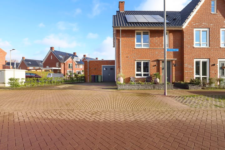 Photo 2 of Vakwerkbrug 49