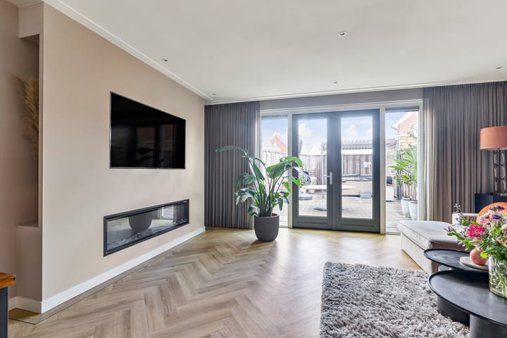 Photo 11 of Vakwerkbrug 49