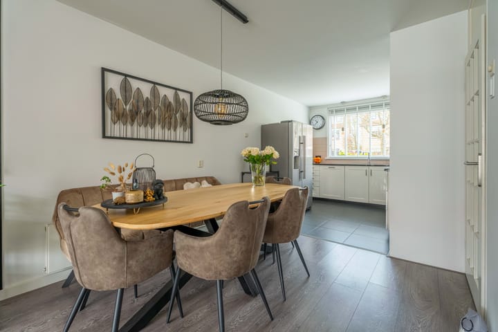 Photo 7 of Waterlelieweg 10