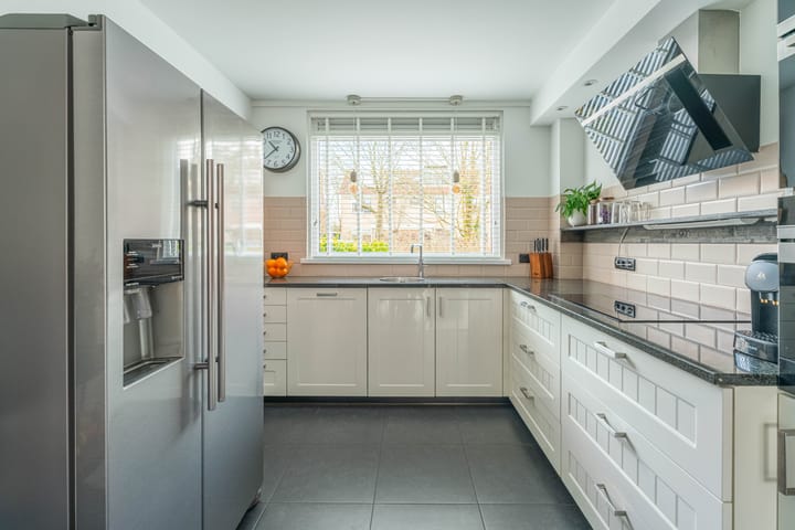 Photo 8 of Waterlelieweg 10