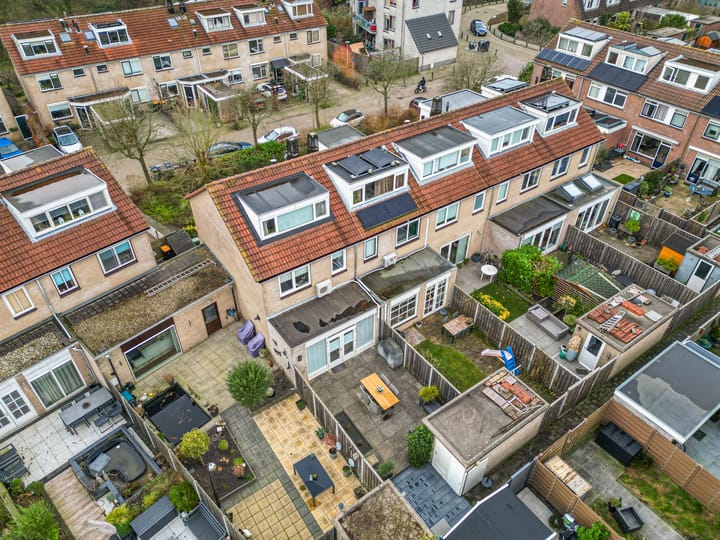 Photo 30 of Waterlelieweg 10