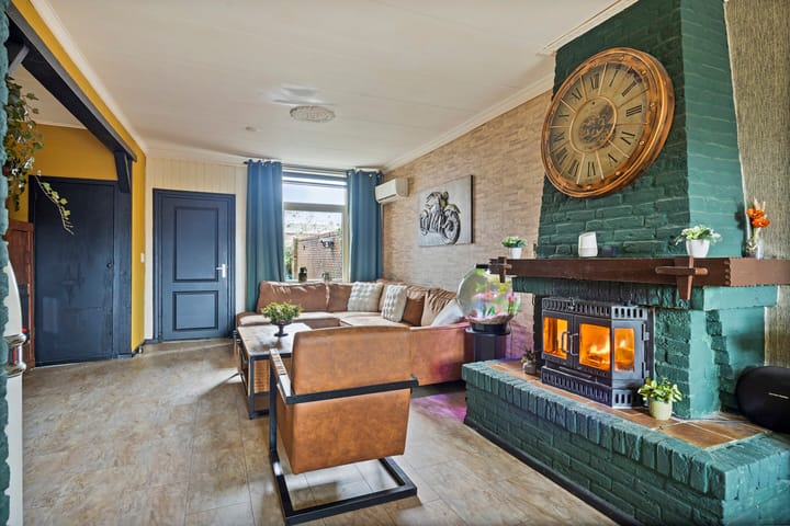 Foto 5 van Ambtstraat 49