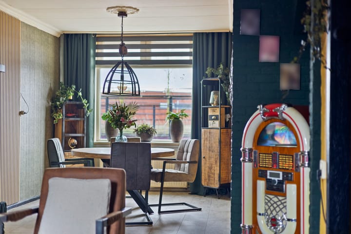 Foto 9 van Ambtstraat 49