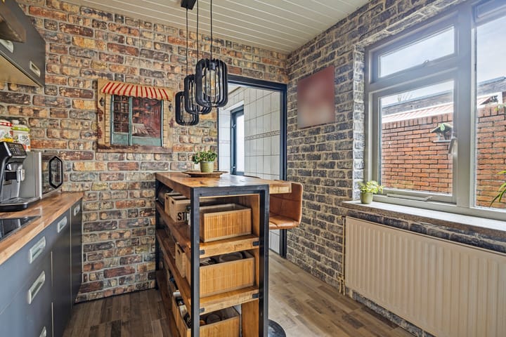 Foto 15 van Ambtstraat 49