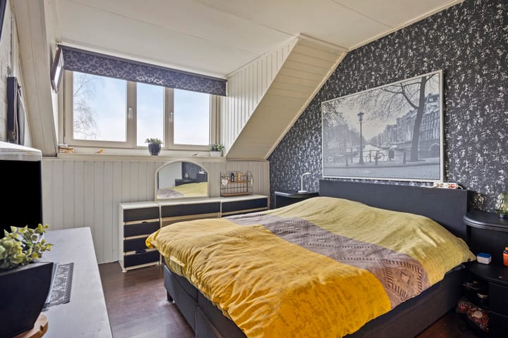 Foto 18 van Ambtstraat 49