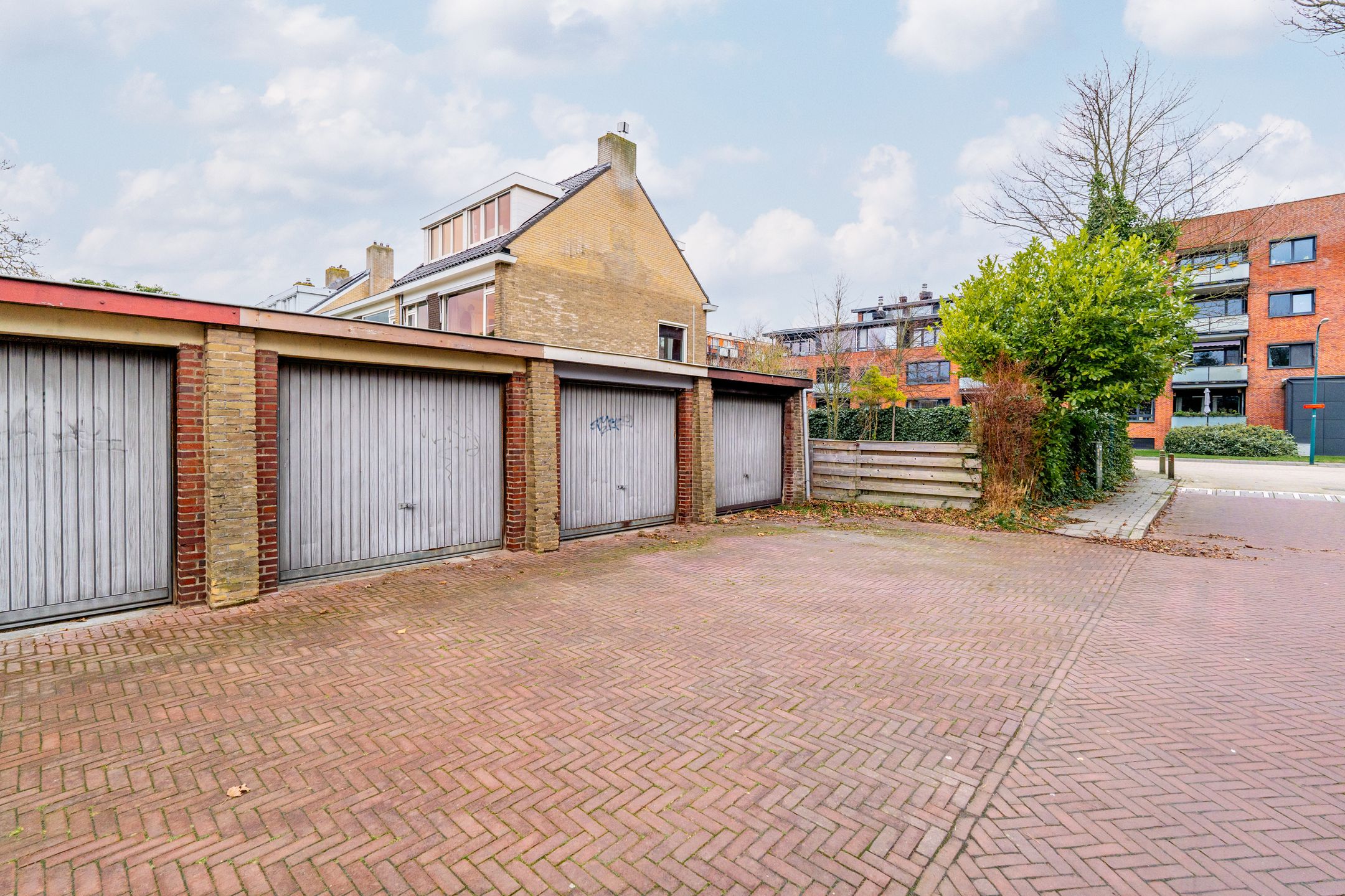 Foto 42 van Rozenlaan 14