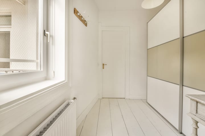 Foto 17 van Brederodestraat 88-2