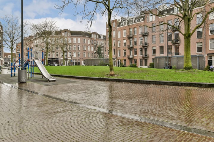 Foto 26 van Brederodestraat 88-2