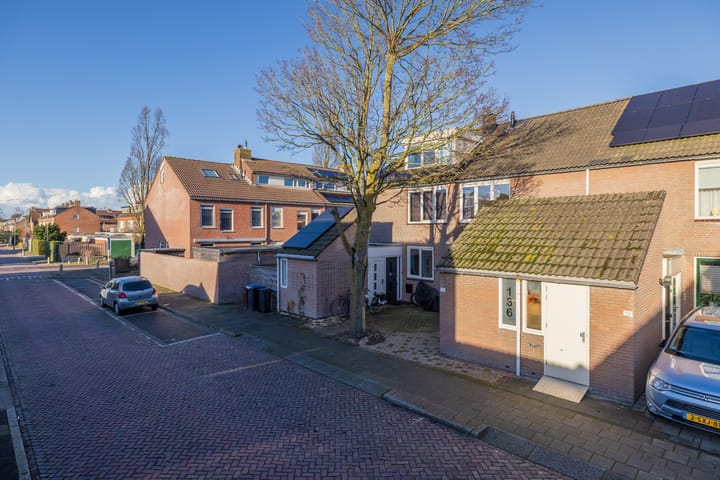 Foto 43 van Albert Verweijlaan 136