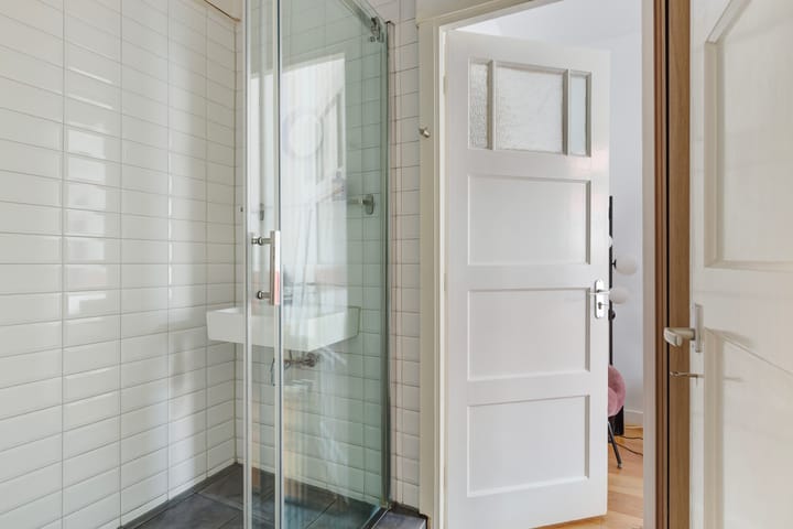 Photo 22 of Vreeswijkstraat 351