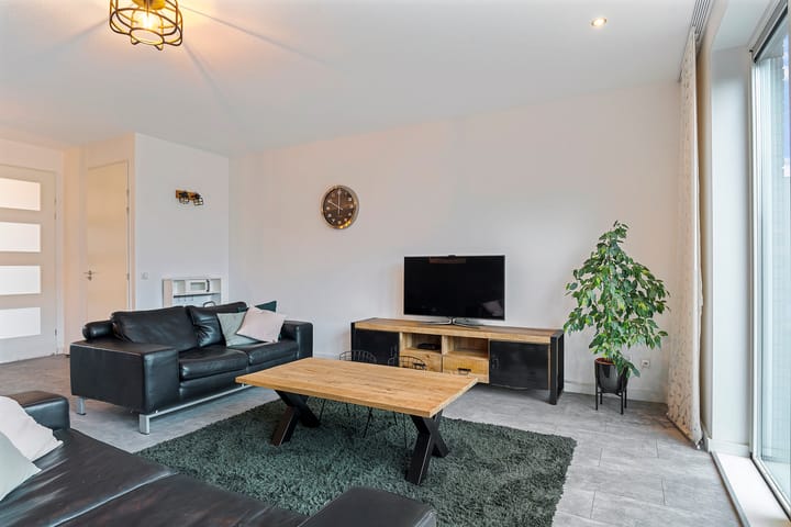 Foto 12 van Zuidlaardermeer 25