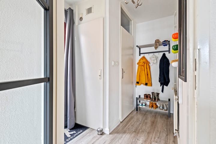 Photo 14 of Postelkamp 7