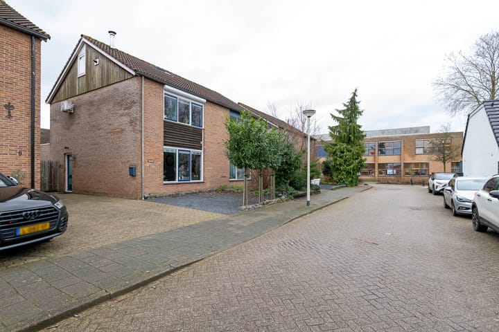 Photo 34 of Postelkamp 7