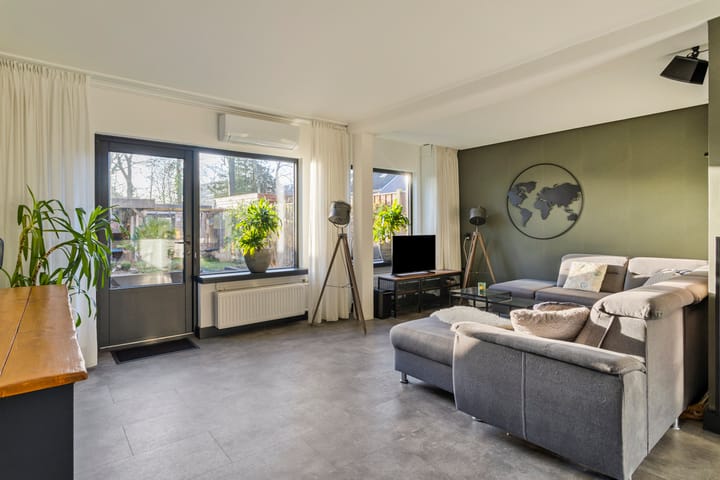 Foto 2 van Kruiseltlanden 65