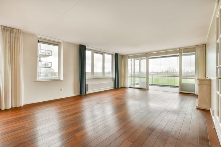 Foto 12 van Máximalaan 44