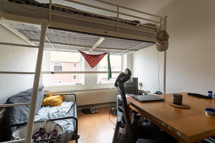 Foto 13 van Van der Doesstraat 1-A