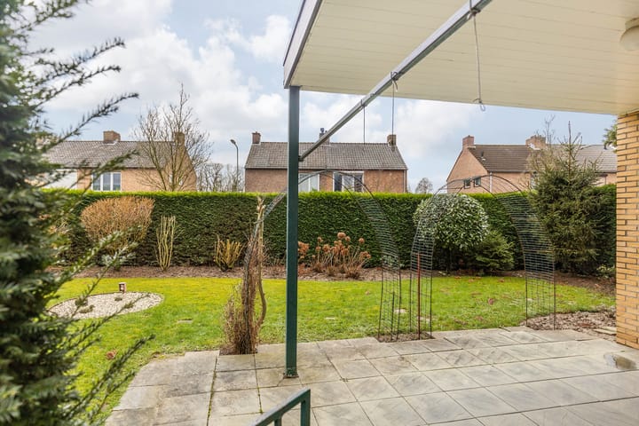 Photo 38 of Frankenstraat 1